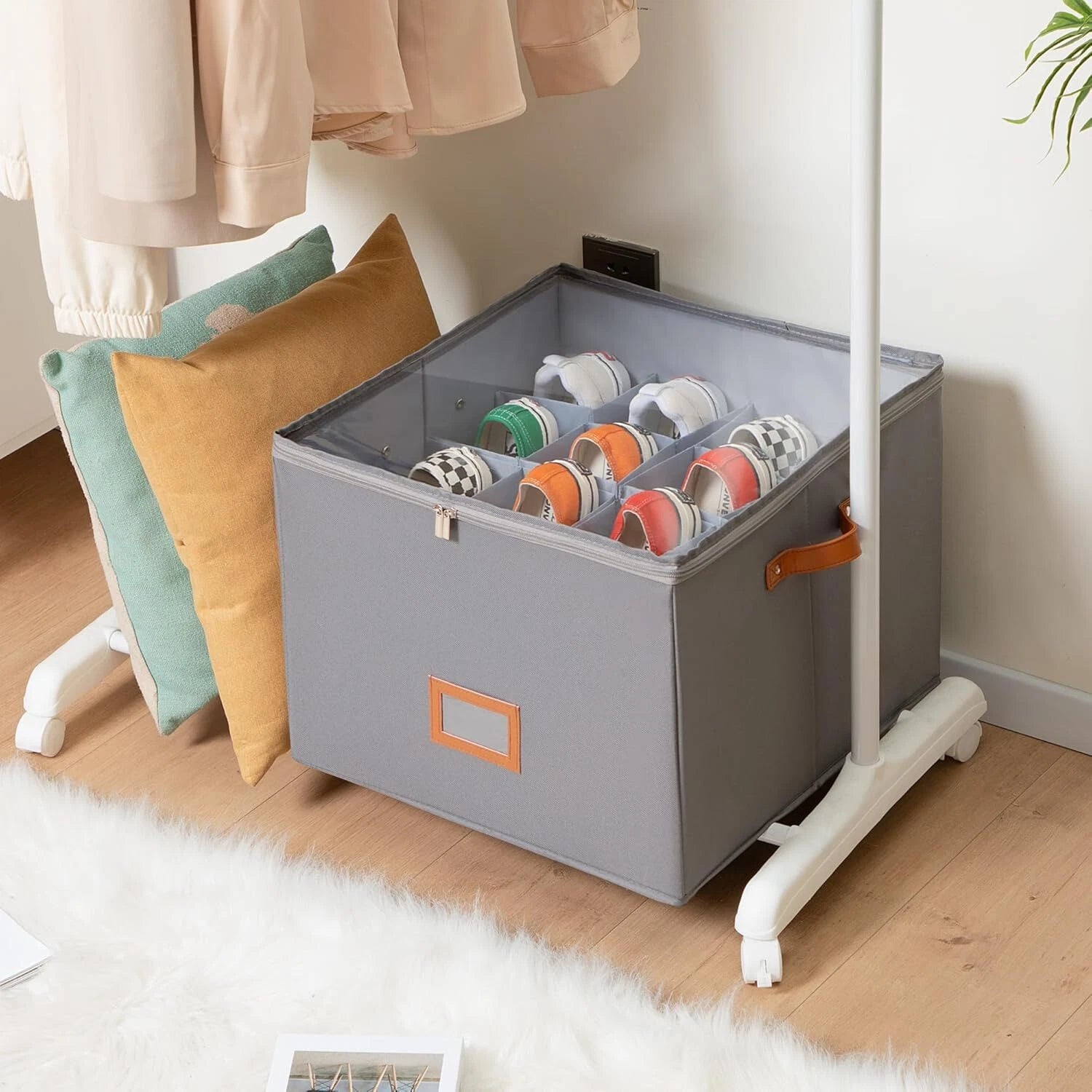 ShoeBox - Faltbare Schuhbox aus Stoff – Mit 16 individuell anpassbaren Fächern