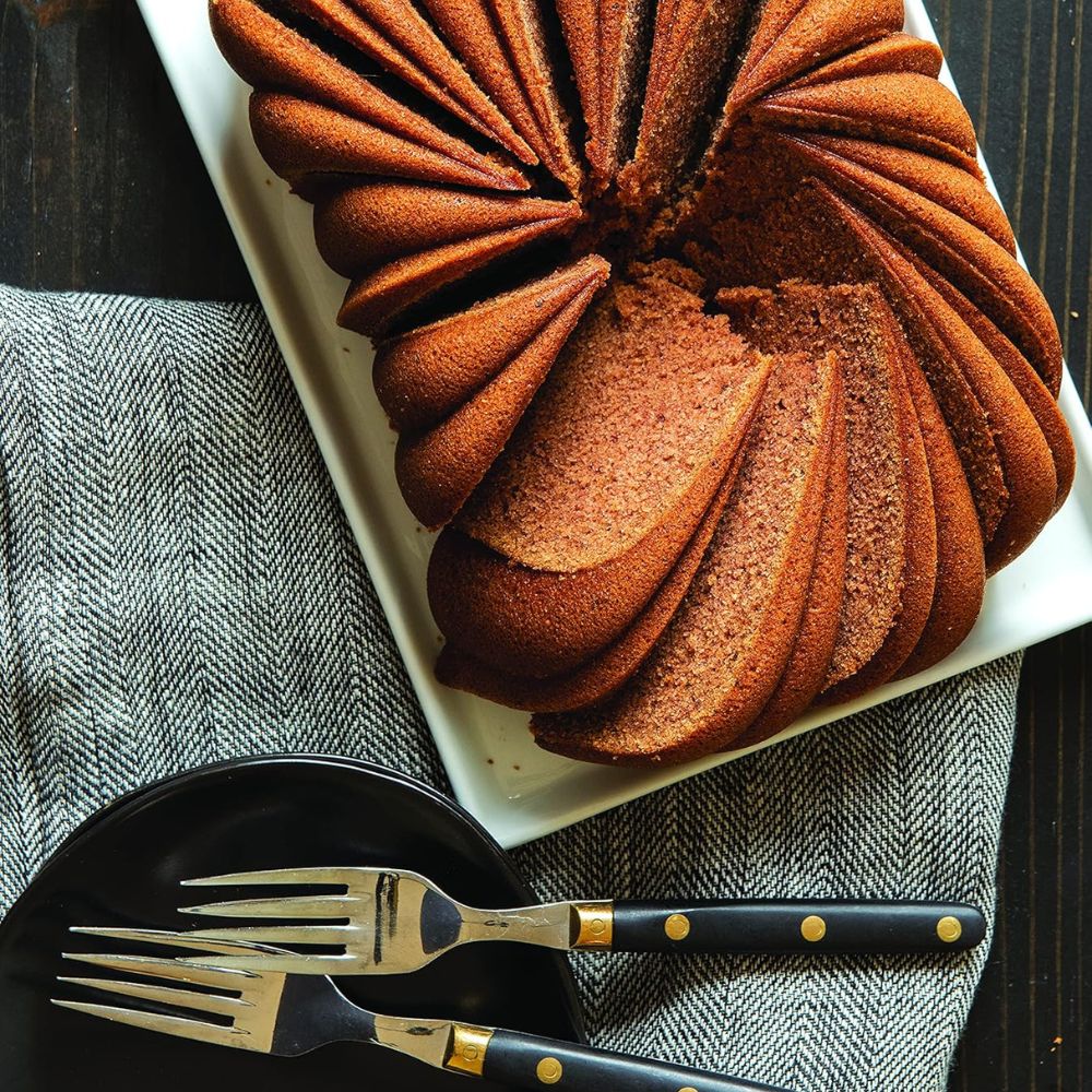 FlutedLoaf - Geriffelte Kastenform aus antihaftbeschichtetem Silikon, frei von PFAS