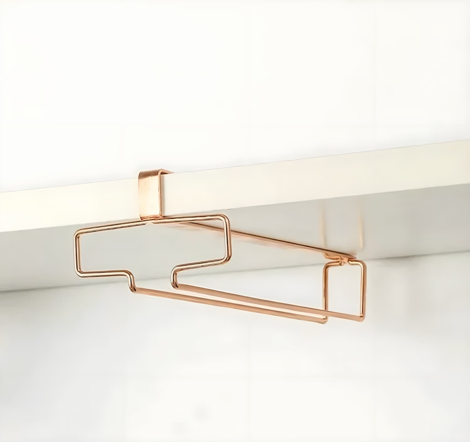 WineGlassRack - Weinglashalter für unter den Schrank – eleganter Stauraum & Schutz für Ihre Gläser