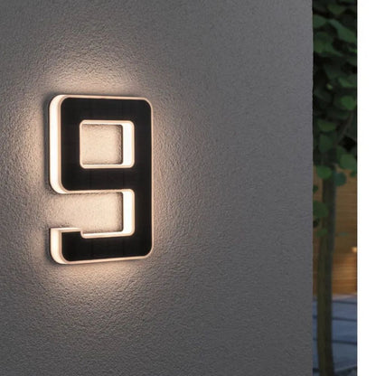 LightNumbers - Solarbetriebene beleuchtete Hausnummern