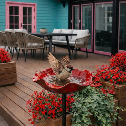Flower Bath - Blumenförmige Metallskulptur für den Garten, die Vögel und Insekten anzieht