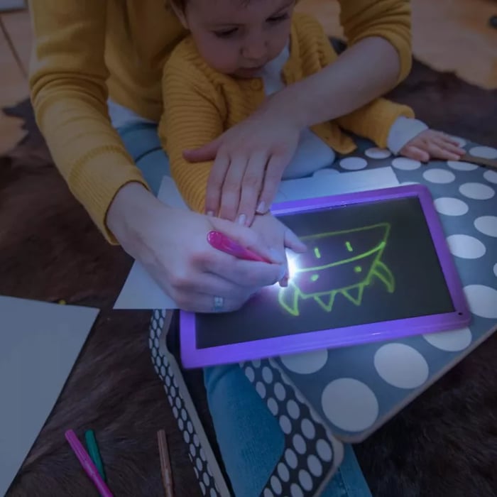 GlowDrawing - Magic LED Light Drawing Pad - Setzen Sie die Kreativität von Kindern frei!