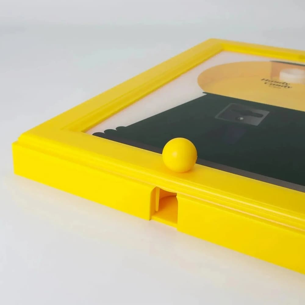 CandyFrame - Seltener Vintage-Rahmen Bonbonspender — Wandkunst mit süßer Überraschung