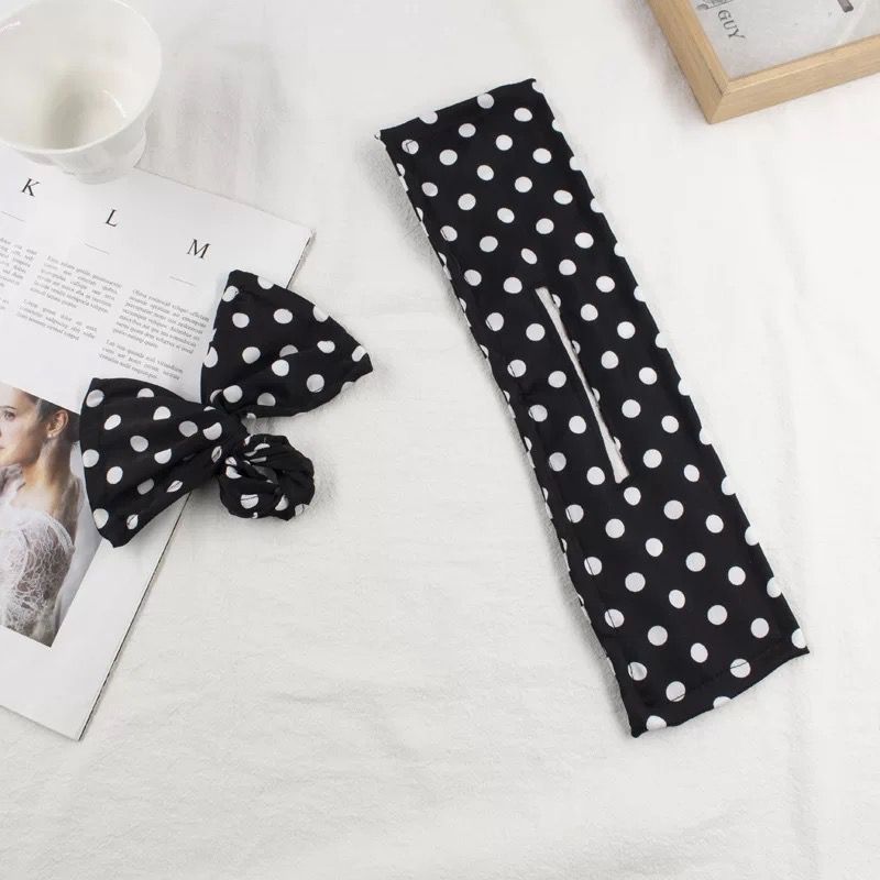 Deft Bun - Jetzt 1+1 Gratis! Schwarz/Weiße Polkadots