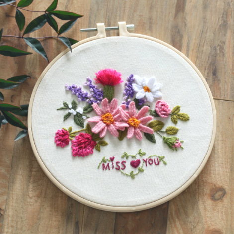 Emonia - Stickerei-Starterset mit Stickrahmen