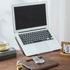 WallyShelve - Hochwertiger drehbarer Laptop-/Tablet-Ständer aus Nussbaum - Frest